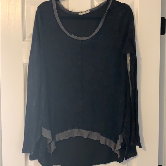 Gilded intent - Picture 1 of 2